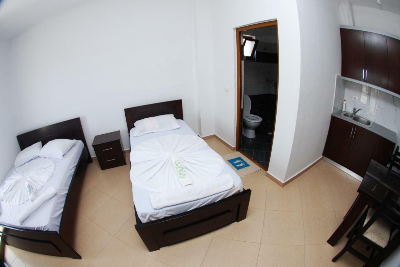 Vila Ronaldo Apartamento Ksamil Exterior foto